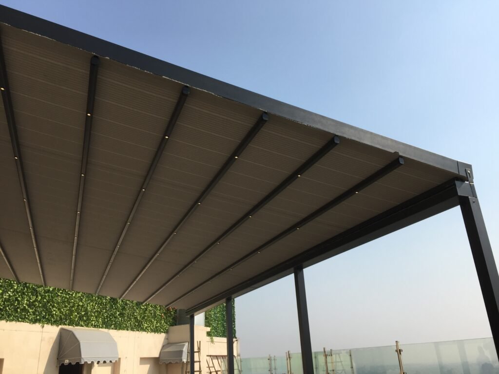 retractable pergola
